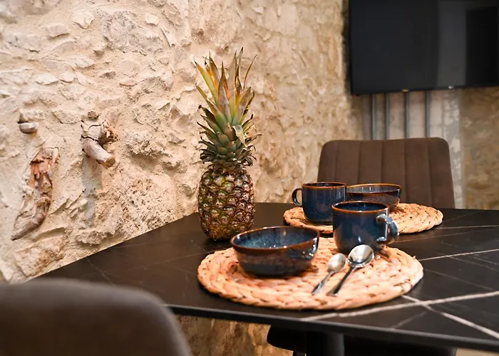 ελιά πόλις - Elia Polis